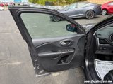 Used 2019 Jeep Cherokee Limited image 5