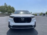 Used 2025 Honda Pilot Elite image 2