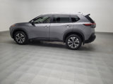 Used 2023 Nissan Rogue SV image 3