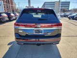 New 2025 Volkswagen Atlas SEL image 4