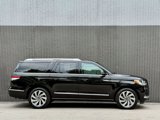 Used 2022 Lincoln Navigator L Reserve image 6