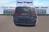 New 2025 Chrysler Pacifica Select image 4