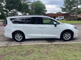 Used 2020 Chrysler Voyager Lxi image 6