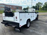 Used 2017 Ford F550 2WD Regular Cab Super Duty image 5