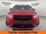Used 2025 Chrysler Pacifica Limited image 3