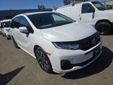 Used 2025 Honda Odyssey Elite image 3
