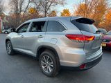 Used 2019 Toyota Highlander XLE image 3