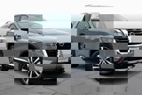 New 2025 Nissan Pathfinder Platinum image 2