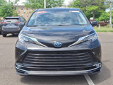 Certified 2023 Toyota Sienna XLE image 2