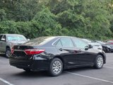 Used 2015 Toyota Camry LE image 4