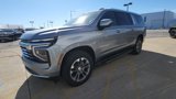 New 2025 Chevrolet Suburban LT image 4