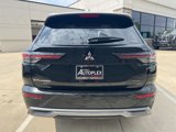 New 2025 Mitsubishi Outlander SEL image 2