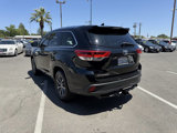 Used 2017 Toyota Highlander XLE w/ Carpet Mat Package image 5