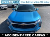Used 2025 Chevrolet Trax LT image 2