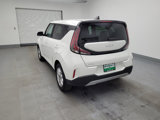 Used 2023 Kia Soul LX w/ LX Technology Package image 5