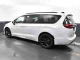 New 2024 Chrysler Pacifica Touring-L w/ Uconnect Theater Family Group image 3