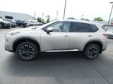 New 2025 Nissan Rogue Platinum image 6