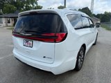 Used 2021 Chrysler Pacifica Touring-L image 5