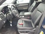 Used 2022 Volkswagen Atlas Cross Sport SE w/ Panoramic Sunroof Package image 3