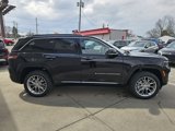 New 2025 Jeep Grand Cherokee Summit w/ Luxury Tech Group V image 4