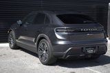 Used 2024 Porsche Macan 4 Electric image 3