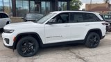 New 2025 Jeep Grand Cherokee Altitude image 3