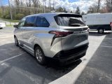 Used 2022 Toyota Sienna LE image 5
