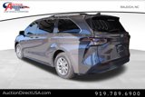 Used 2024 Toyota Sienna XLE image 3