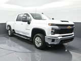 Used 2024 Chevrolet Silverado 2500 LT image 2