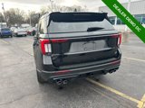 Used 2025 Ford Explorer ST image 4