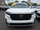 Certified 2025 Honda Pilot Touring image 2
