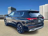 New 2025 Mitsubishi Outlander 4WD Plug-In Hybrid image 4