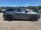 New 2025 Toyota Highlander XSE image 6