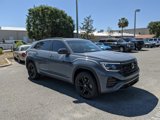 New 2025 Volkswagen Atlas Cross Sport SEL R-Line image 2