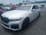 Used 2022 BMW 740i w/ M Sport Package image 3