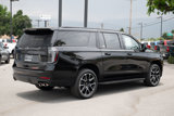 Used 2025 Chevrolet Suburban RST w/ Comfort Package image 4