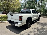 Used 2025 Nissan Frontier SL image 6
