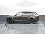 Used 2022 Kia Telluride SX w/ Towing Package image 5