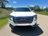Used 2024 GMC Terrain SLT image 3