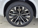 New 2025 Volvo XC90 T8 Plus w/ Protection Package Premier image 4