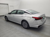 Used 2023 Nissan Altima 2.5 SV image 3