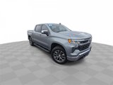 Used 2025 Chevrolet Silverado 1500 LT image 2