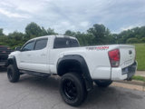 Used 2017 Toyota Tacoma TRD Sport image 4