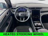 Used 2023 Jeep Grand Cherokee L Laredo image 3