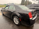 Used 2016 Chrysler 300 C image 5