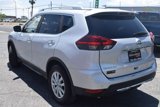 Used 2019 Nissan Rogue SV image 4