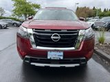 New 2025 Nissan Pathfinder Platinum image 2