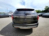 Used 2016 Ford Explorer XLT w/ Equipment Group 201A image 6