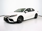 Used 2022 Toyota Camry SE image 3