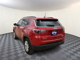 Used 2024 Jeep Compass Latitude image 3